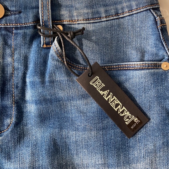 BlankNYC Barrow Vintage High Rise Denim Shorts - Picture 7 of 12